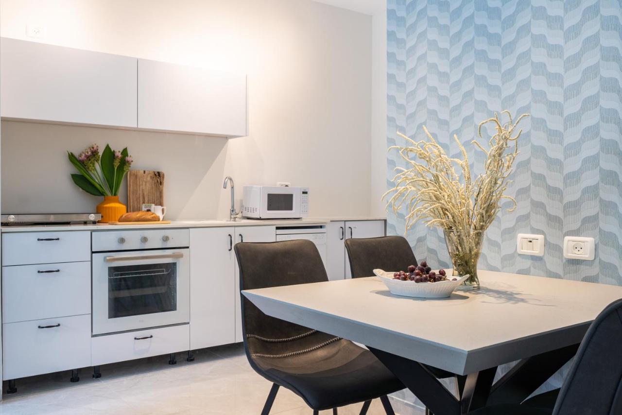 Tranquil Stay Near The Beach By Sea N' Rent Nahariya Esterno foto