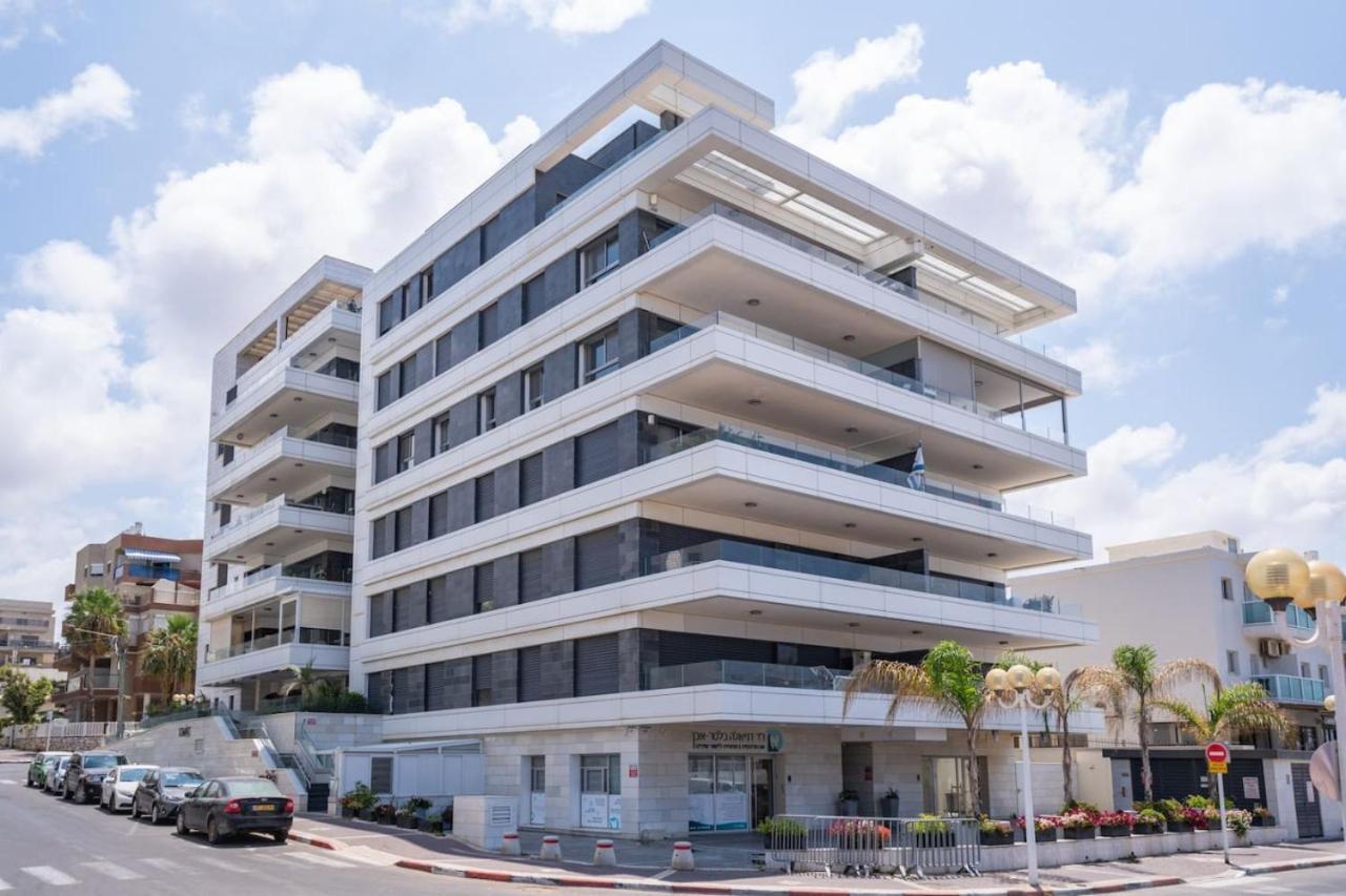 Tranquil Stay Near The Beach By Sea N' Rent Nahariya Esterno foto